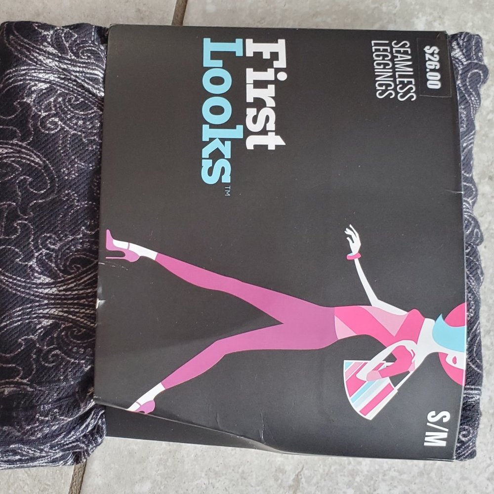 first looks seamless bandana leggings new paisley